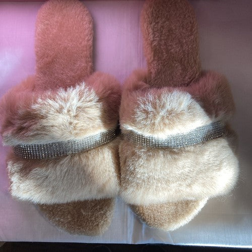 NIB dd Lucita Sz 9 Camel Faux Fur Bling Slippers Fuzzy Warm Women Brown
