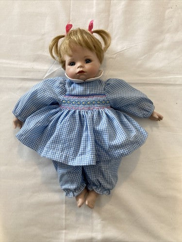 Ashton Drake 14â Porcelain doll 1992 glass eyes Vintage Blue Outfit Blonde Baby