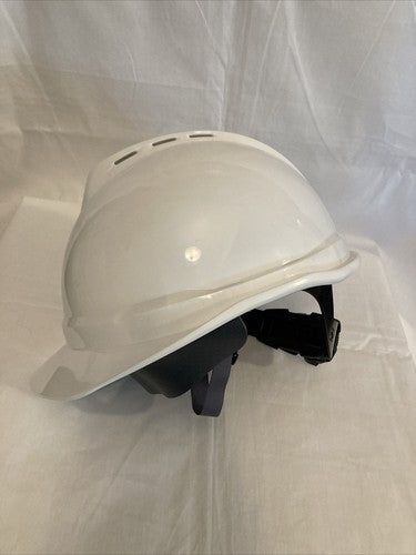Safety Hat MSA V-Gard 500 Cap w/ 6-Point Fas-Trac Suspension White MSA 10034027