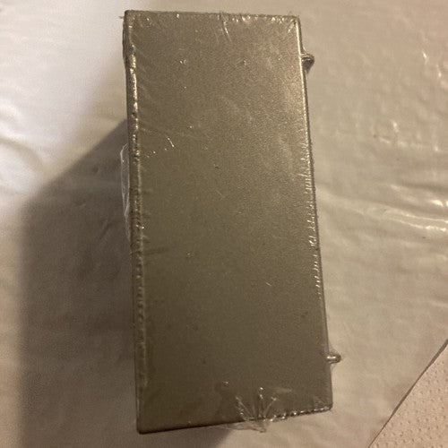 Red Dot Thomas & Betts Outlet Box Three Hole Silver 1/2" IH3-1LM