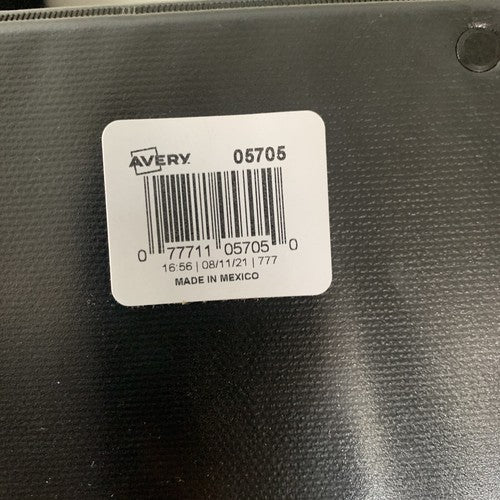 AveryÂ® Economy View Binder w/Round Rings, 11 x 8 1/2, 1/2" Cap, B 077711057050