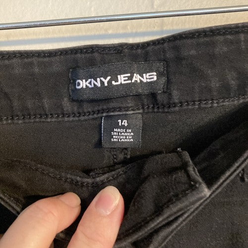 DKNY Size 14 Jeans Womens Denim Cut Off Shorts Black Mid Rise Pockets Zipper