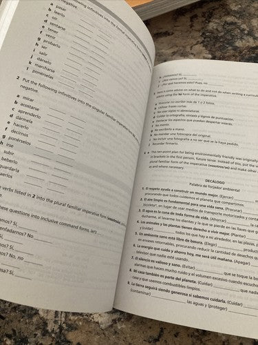 BOOK: SPANISH GRAMMAR IN CONTEXT Second EDITION Educational Language Howkins