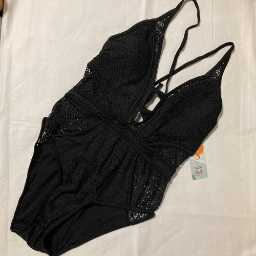 Women Swimsuit SOCIALA MEDIUM Crochet 1-Piece V Neck High Waist Black Low cut