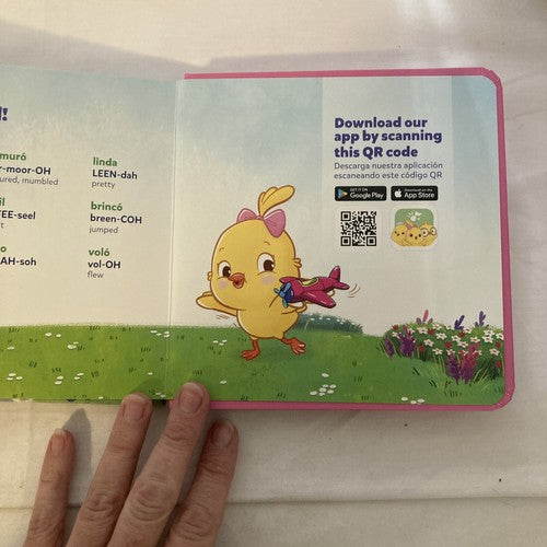 BOOK: Kiki Can! Kiki Puede! Bilingual Firsts Susie Jaramillo English/Spanish