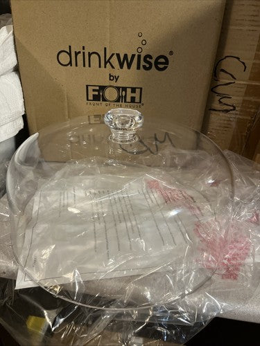 11" Dia. Clear Plastic Round Buffet Essentials Cloche with Handle