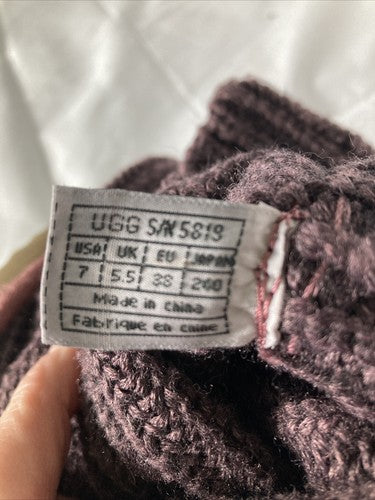 UGG Knit Boots Sz US 7 Purple Classic Cardy Sweater Plum 3 Button Tall Soft Boot