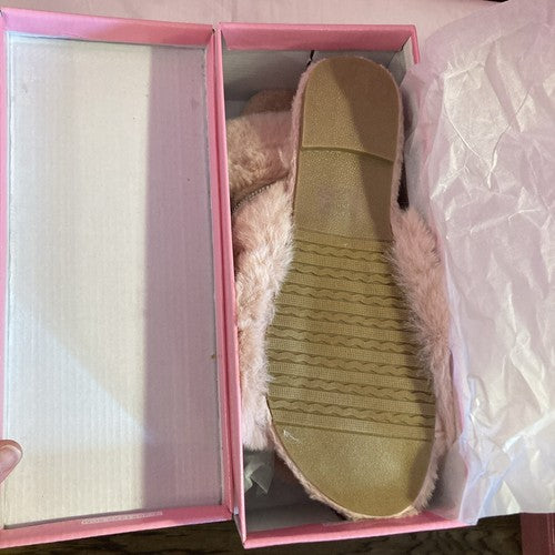 NIB dd Lucita Pink Faux Fur Bling Slippers Size 11 Fuzzy Warm Women Size 11