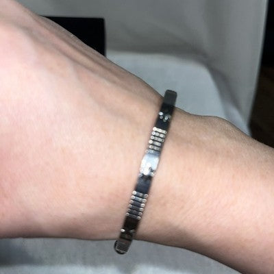 NEW Silver Bangle Bracelet Stars Quality Fashion Jewelry Valentines Anniversary