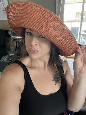 NWT Pretty Persuasions RUST Women's Big Brim Paper Braid Hat Summer Hepburn