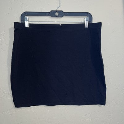 H&M Divided Black Women's Mini Skirt Size L Stretchy T-Shirt Material Fitting