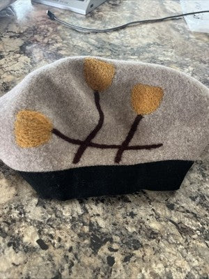 NWT Pretty Persuasions 100% wool beret Tan Black Yellow Brown Design Hat Cap