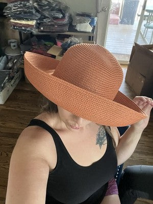NWT Pretty Persuasions RUST Women's Big Brim Paper Braid Hat Summer Hepburn