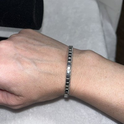 NEW Silver Bangle Bracelet Blocks Quality Fashion Jewelry Valentines Anniversary
