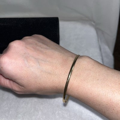 NEW Gold Bangle Bracelet Smooth Quality Fashion Jewelry Valentines Anniversary