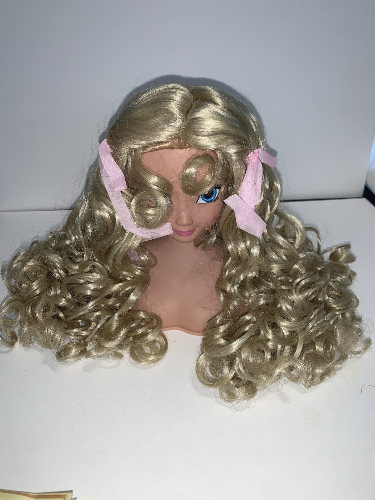 NEW Tallina's Doll Wig 15â Light Blonde Long Ringlets Style WTA3 DW435 Curly Tie